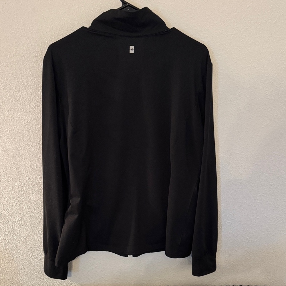 Black Quilted Women's Scrub Jacket - Picture 5 of 5